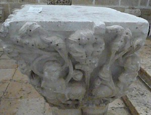 Capitel de los centauros, lateral derecho
